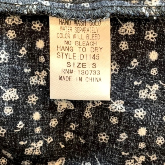 Kori Navy Floral Peasant Blouse - S - Picture 5 of 5